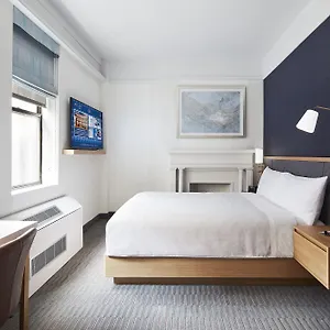 4* Hotel Club Quarters Times Square,