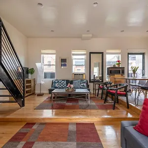  Appartement East Village Townhouse