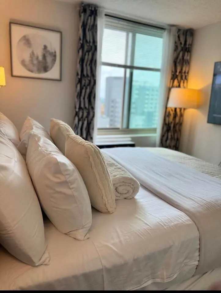 New Modern 2Br W Fireplace & Fitness Lounge, Live Comfortably In East Harlem New York 0*,  United States