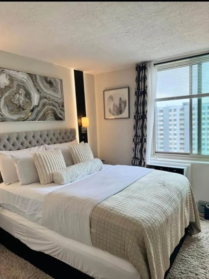 New Modern 2Br W Fireplace & Fitness Lounge, Live Comfortably In East Harlem New York